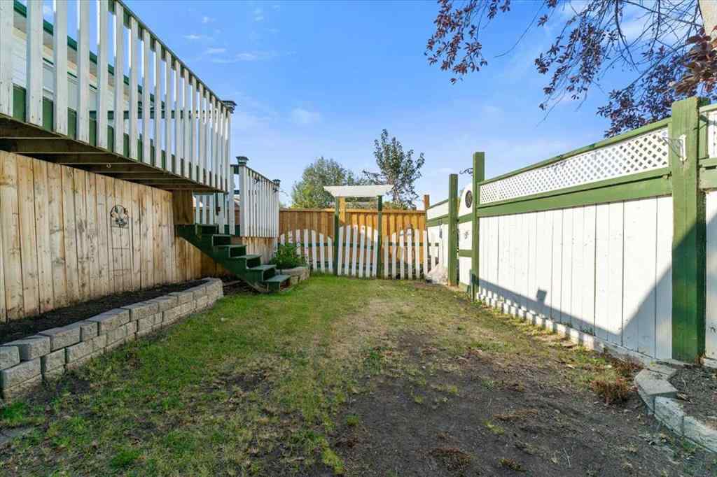 MLS® A2254889 - 9372 71 Avenue  in South Patterson Place Grande Prairie, Residential