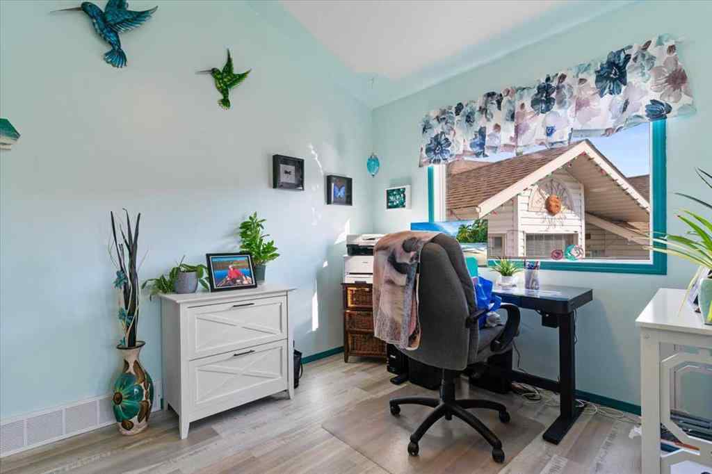 MLS® A2254889 - 9372 71 Avenue  in South Patterson Place Grande Prairie, Residential