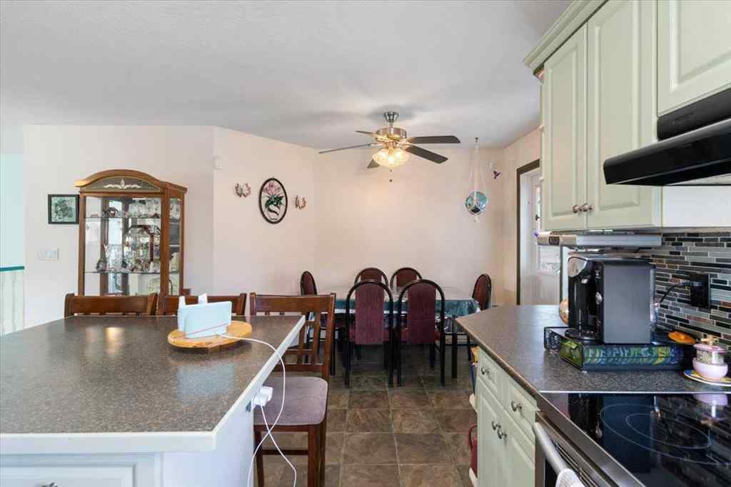 MLS® A2254889 - 9372 71 Avenue  in South Patterson Place Grande Prairie, Residential