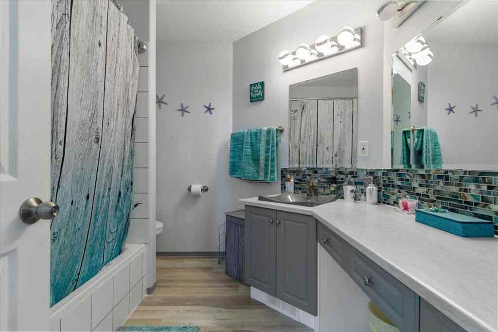 MLS® A2254889 - 9372 71 Avenue  in South Patterson Place Grande Prairie, Residential
