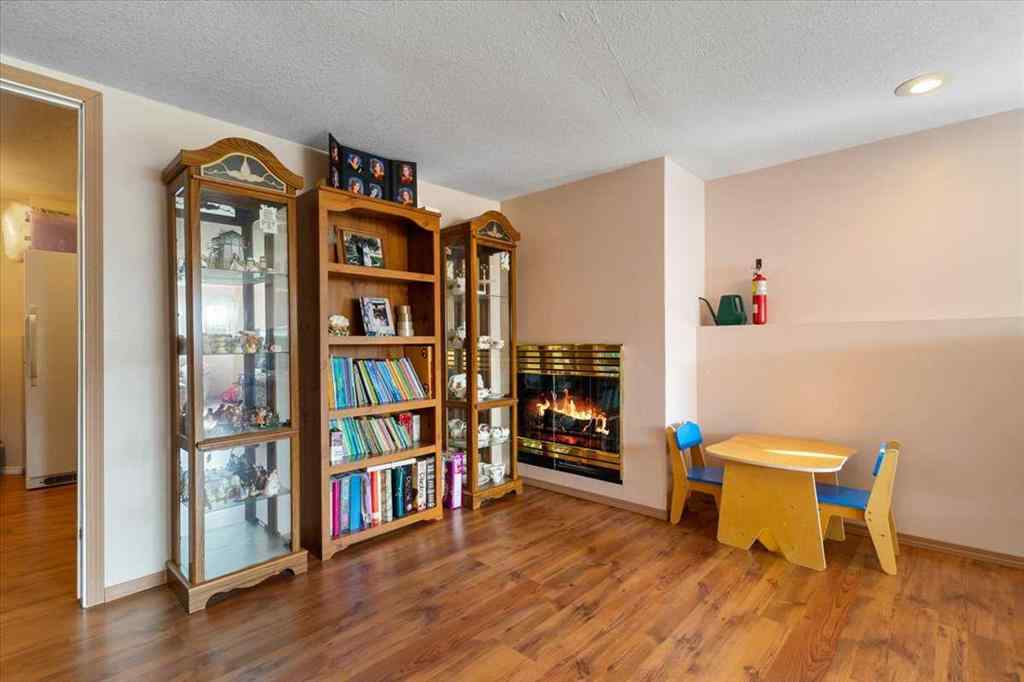 MLS® A2254889 - 9372 71 Avenue  in South Patterson Place Grande Prairie, Residential