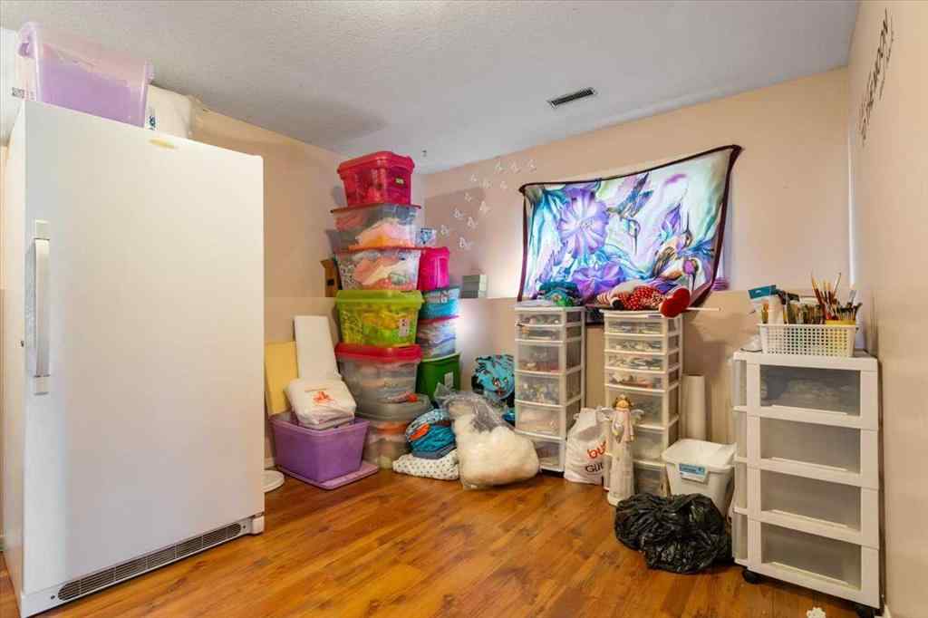 MLS® A2254889 - 9372 71 Avenue  in South Patterson Place Grande Prairie, Residential