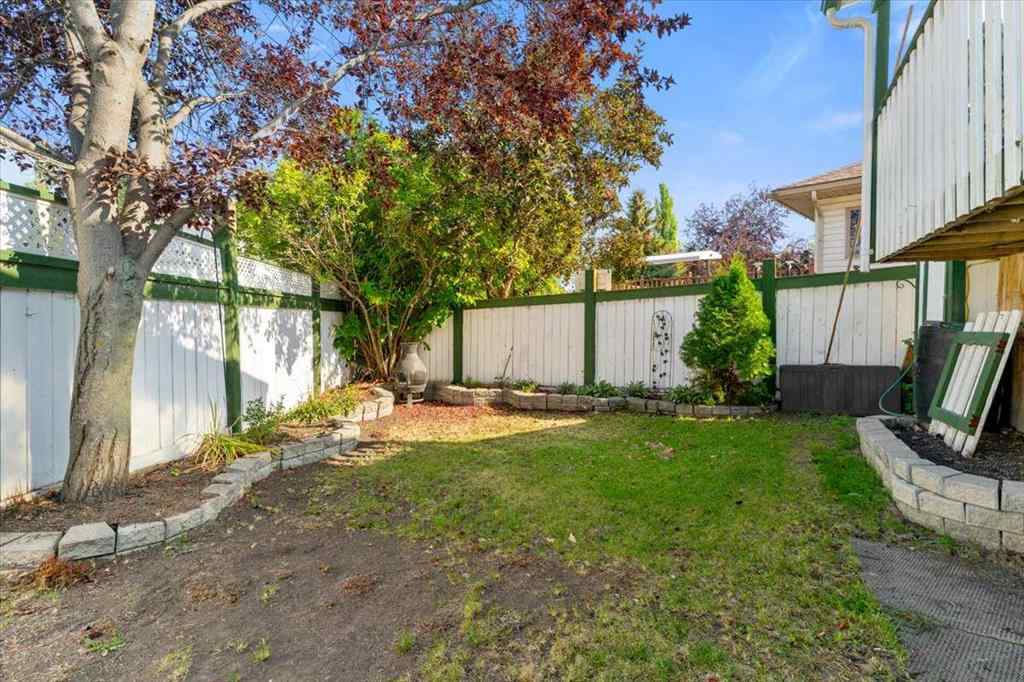 MLS® A2254889 - 9372 71 Avenue  in South Patterson Place Grande Prairie, Residential