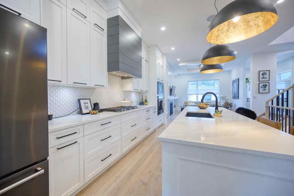MLS® A2254893 - 2207 7 Street NE in Winston Heights/Mountview Calgary, Residential