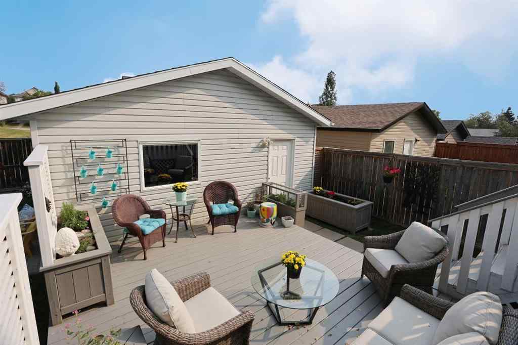 MLS® A2254895 - 18 Citadel Vista Green NW in Citadel Calgary, Residential