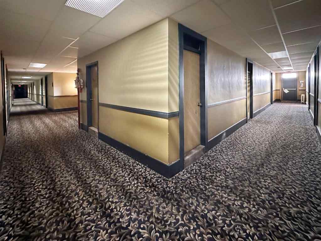 MLS® A2254897 - 5078 50 Street  in Downtown Camrose Camrose, Commercial