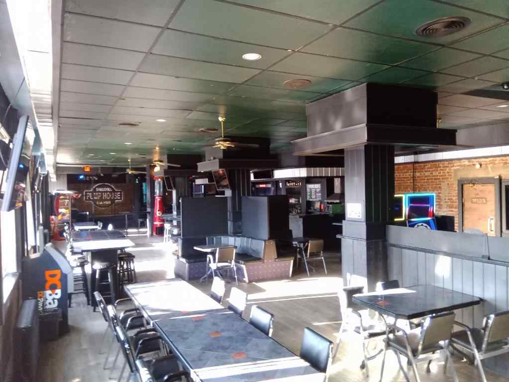 MLS® A2254897 - 5078 50 Street  in Downtown Camrose Camrose, Commercial
