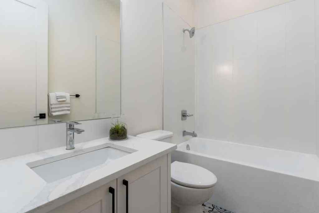 MLS® A2254899 - 716 Mandalay Avenue  in NONE Carstairs, Residential
