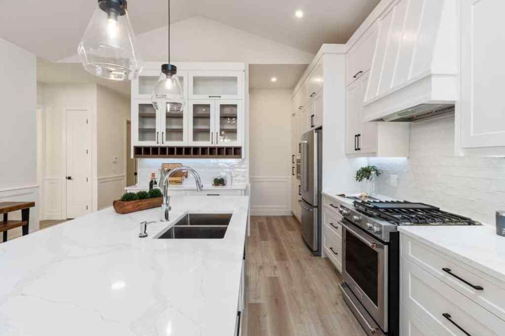 MLS® A2254899 - 716 Mandalay Avenue  in NONE Carstairs, Residential