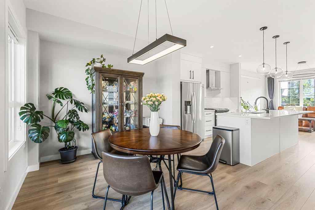 MLS® A2254901 - 2237 77 Street SW in Springbank Hill Calgary, Residential