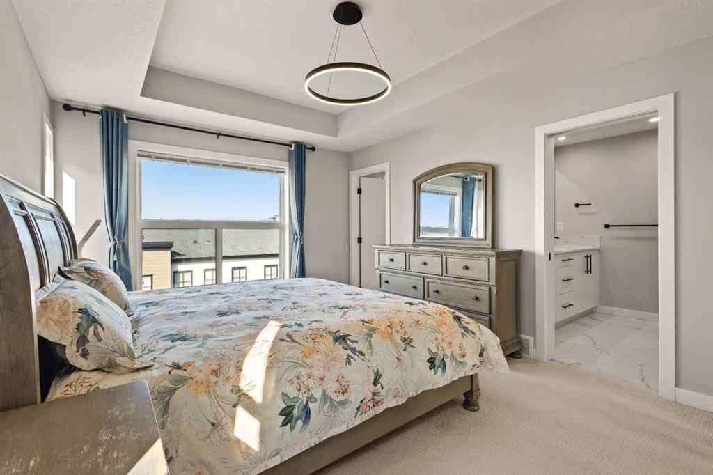 MLS® A2254901 - 2237 77 Street SW in Springbank Hill Calgary, Residential
