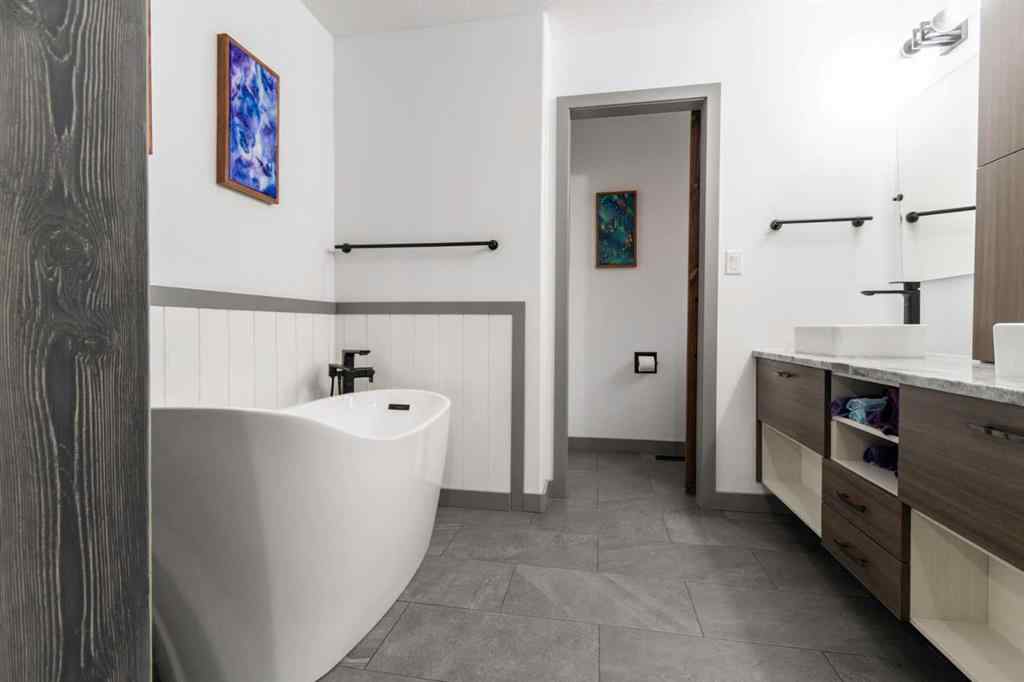 MLS® A2254904 - 9646 Wedgewood Drive S in Wedgewood Wedgewood, Residential