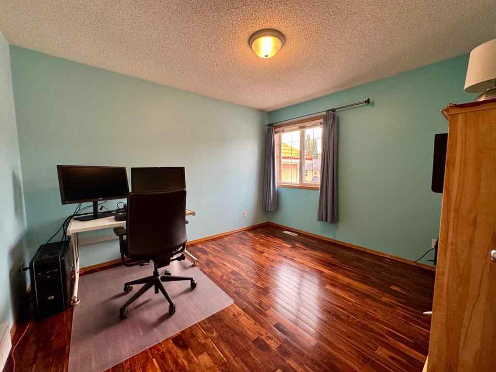 MLS® A2254907 - 111 Edgeridge Circle NW in Edgemont Calgary, Residential