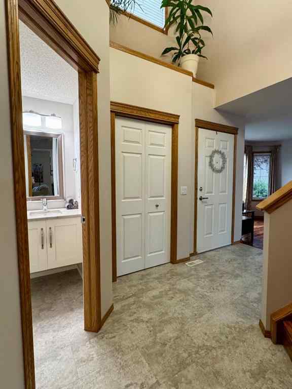MLS® A2254907 - 111 Edgeridge Circle NW in Edgemont Calgary, Residential