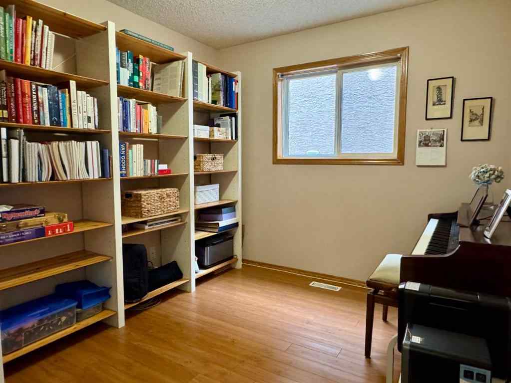 MLS® A2254907 - 111 Edgeridge Circle NW in Edgemont Calgary, Residential