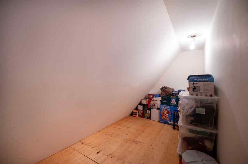 MLS® A2254908 - 1301 Wolf Trail  in NONE Sandy Lake, Residential