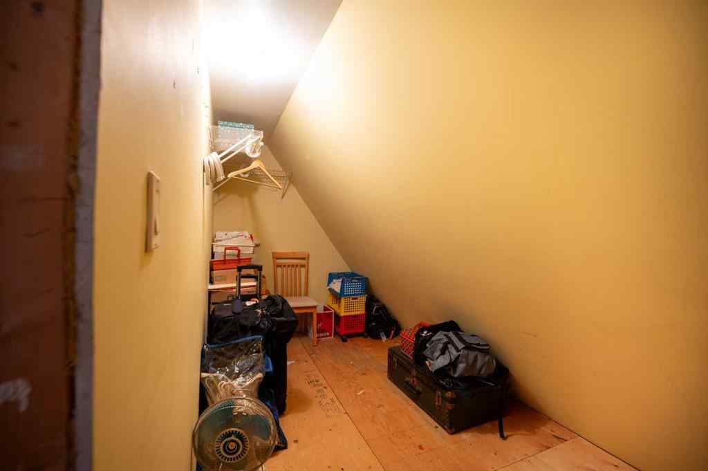 MLS® A2254908 - 1301 Wolf Trail  in NONE Sandy Lake, Residential