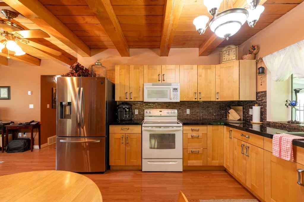 MLS® A2254908 - 1301 Wolf Trail  in NONE Sandy Lake, Residential