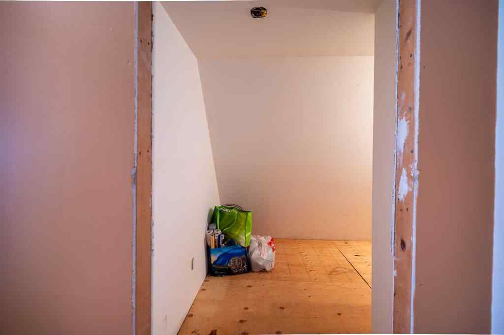 MLS® A2254908 - 1301 Wolf Trail  in NONE Sandy Lake, Residential