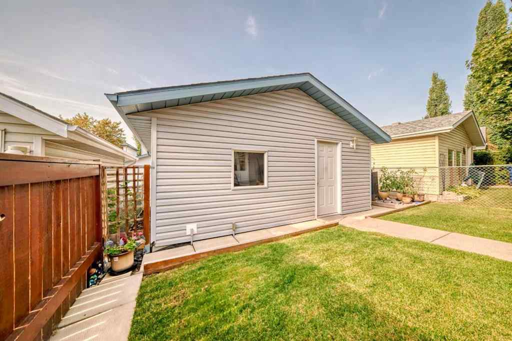 MLS® A2254913 - 173 Arbour Grove Close NW in Arbour Lake Calgary, Residential