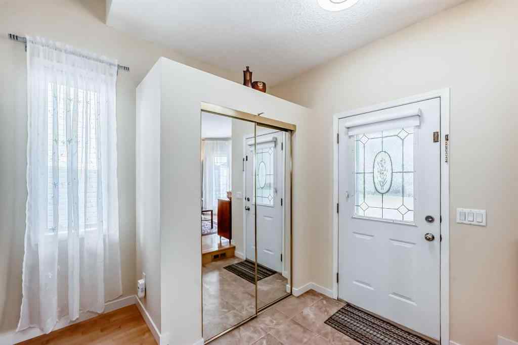 MLS® A2254913 - 173 Arbour Grove Close NW in Arbour Lake Calgary, Residential