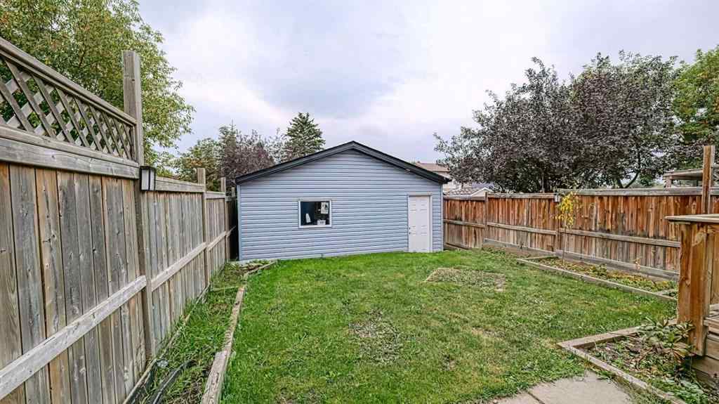 MLS® A2254920 - 559 Abinger Road NE in Abbeydale Calgary, Residential
