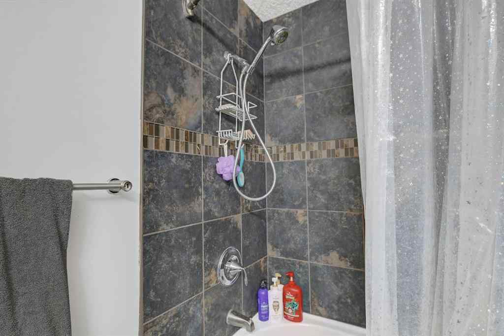 MLS® A2254922 - 7210 89 Street  in Countryside North Grande Prairie, Residential