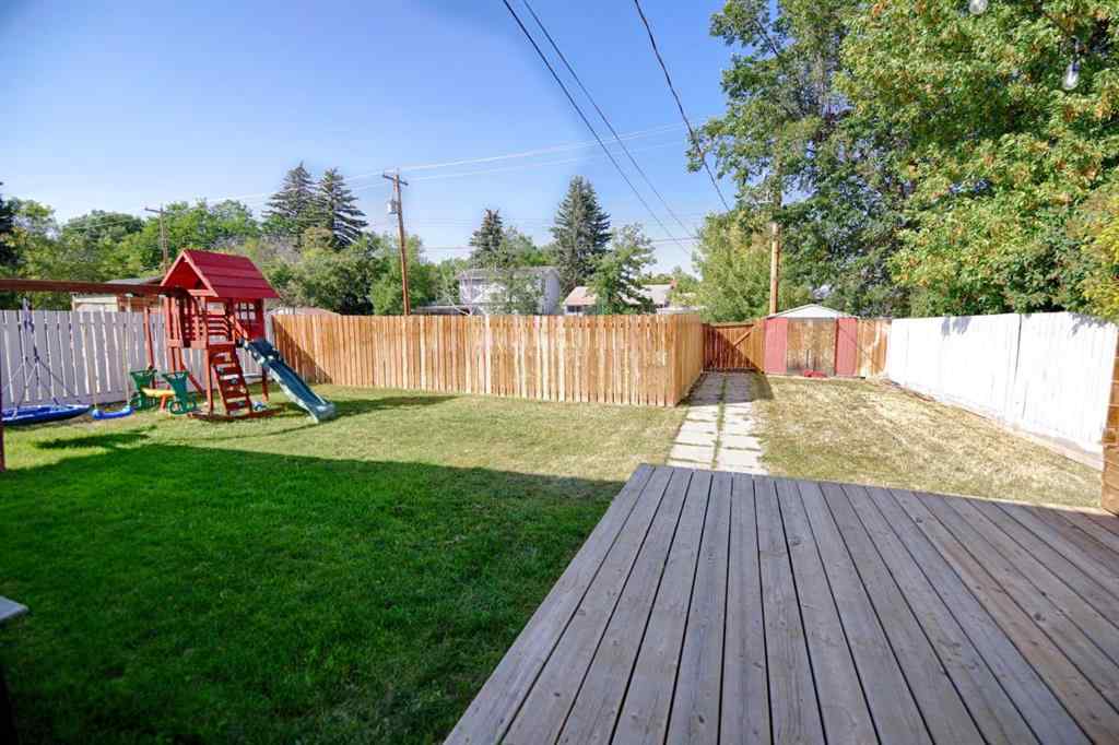 MLS® A2254924 - 4925 52 Ave   in NONE Taber, Residential