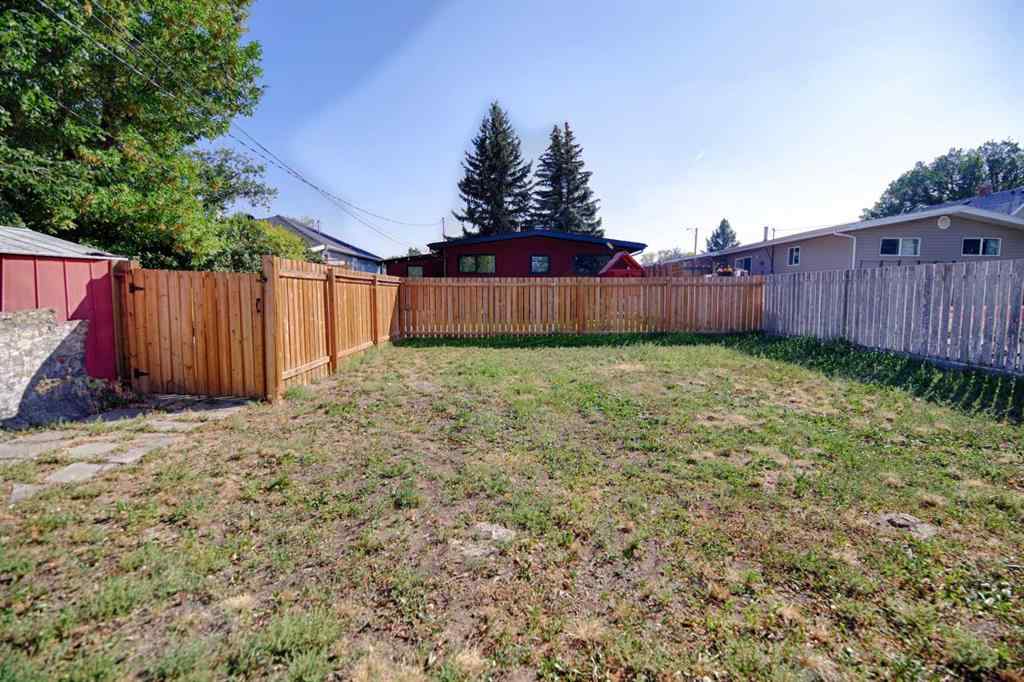 MLS® A2254924 - 4925 52 Ave   in NONE Taber, Residential
