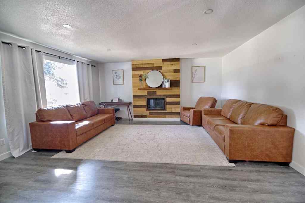 MLS® A2254924 - 4925 52 Ave   in NONE Taber, Residential