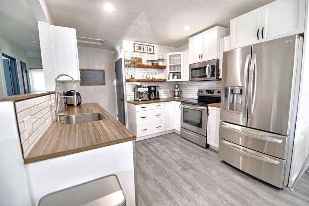 MLS® A2254924 - 4925 52 Ave   in NONE Taber, Residential