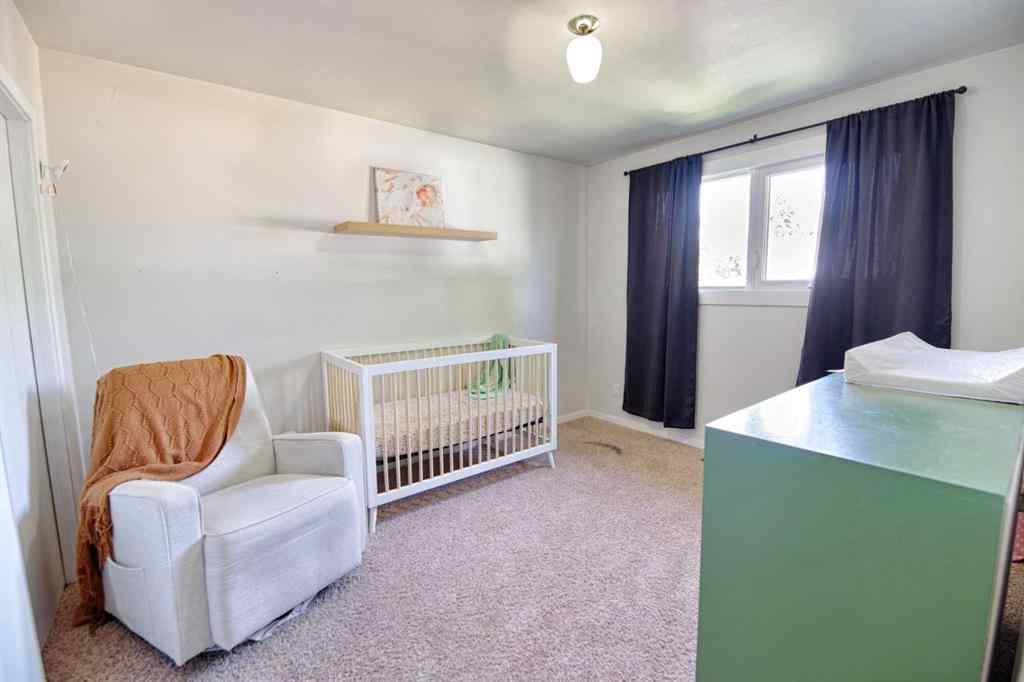 MLS® A2254924 - 4925 52 Ave   in NONE Taber, Residential