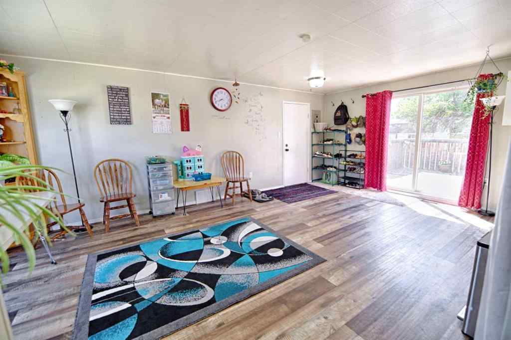 MLS® A2254926 - 5064 42 Avenue  in NONE Taber, Residential
