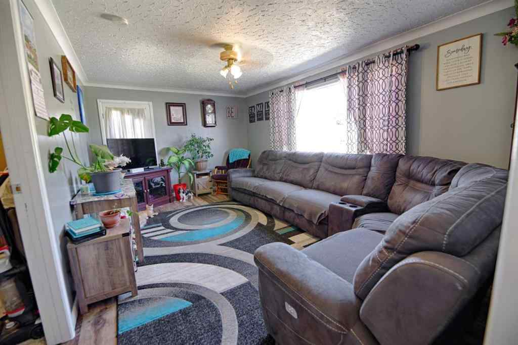 MLS® A2254926 - 5064 42 Avenue  in NONE Taber, Residential