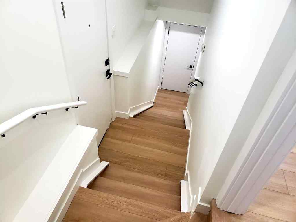 MLS® A2254927 - 120 28 Street SW in NONE Edmonton, Residential