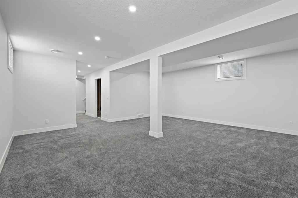 MLS® A2254930 - 460 19 Avenue NW in Mount Pleasant Calgary, Residential