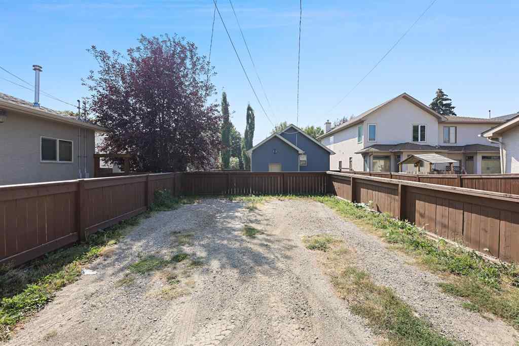 MLS® A2254930 - 460 19 Avenue NW in Mount Pleasant Calgary, Residential