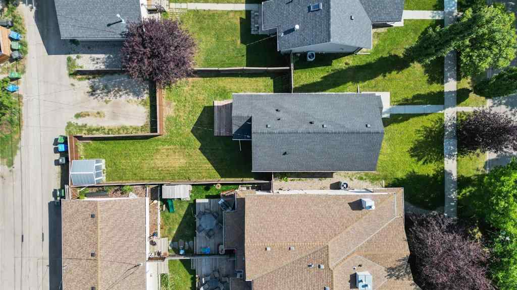 MLS® A2254930 - 460 19 Avenue NW in Mount Pleasant Calgary, Residential