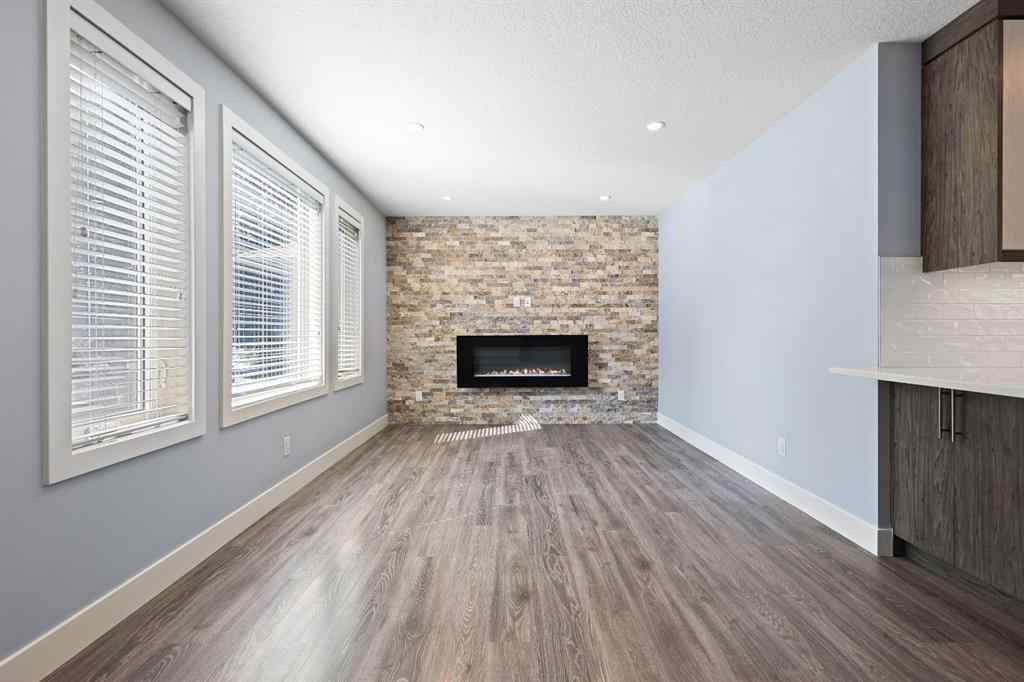 MLS® A2254930 - 460 19 Avenue NW in Mount Pleasant Calgary, Residential