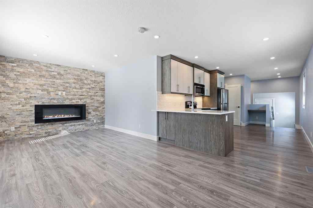 MLS® A2254930 - 460 19 Avenue NW in Mount Pleasant Calgary, Residential