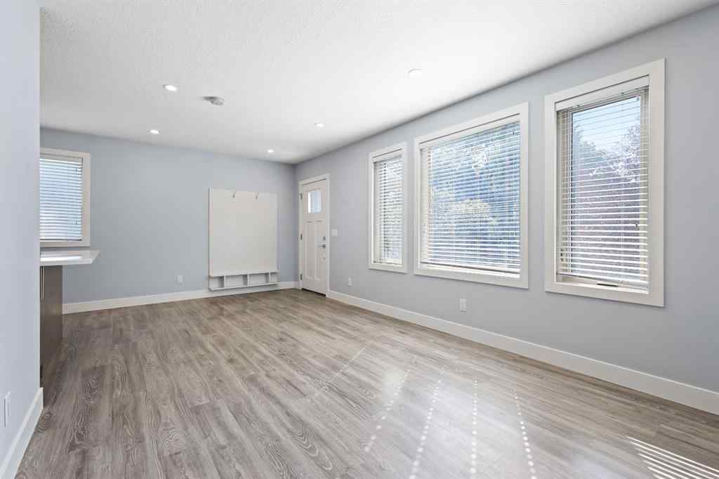 MLS® A2254930 - 460 19 Avenue NW in Mount Pleasant Calgary, Residential
