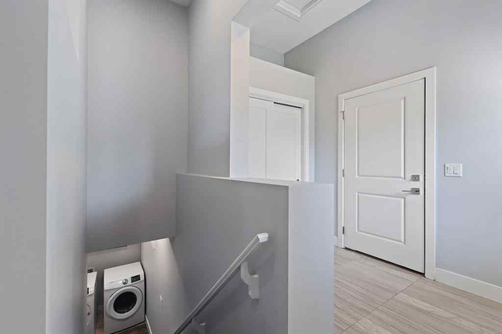 MLS® A2254930 - 460 19 Avenue NW in Mount Pleasant Calgary, Residential