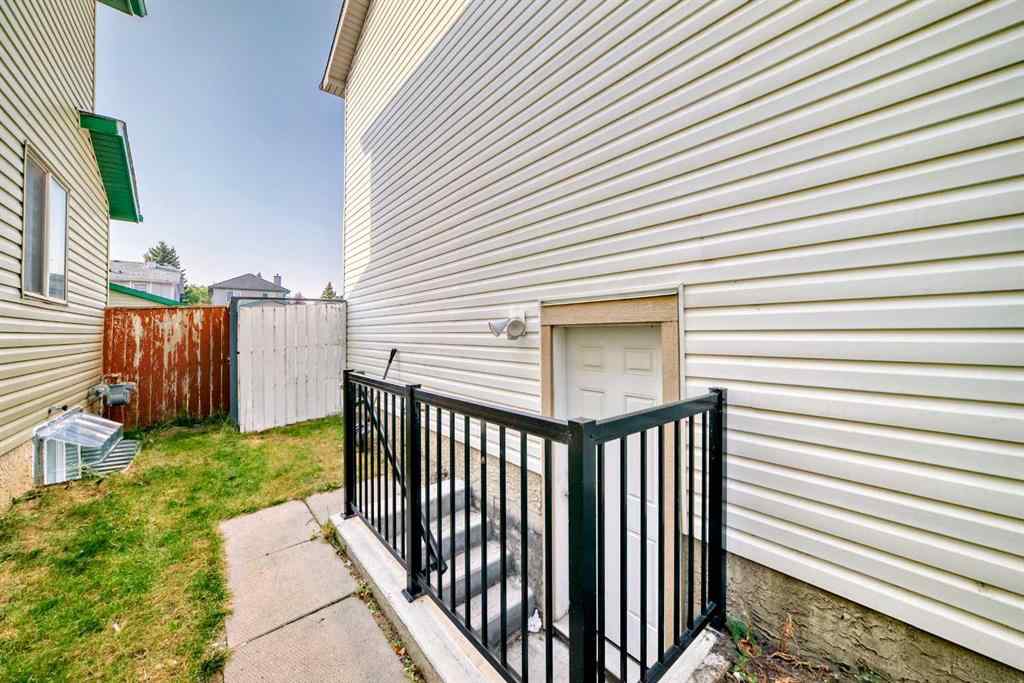 MLS® A2254933 - 5215 Martin Crossing Drive NE in Martindale Calgary, Residential