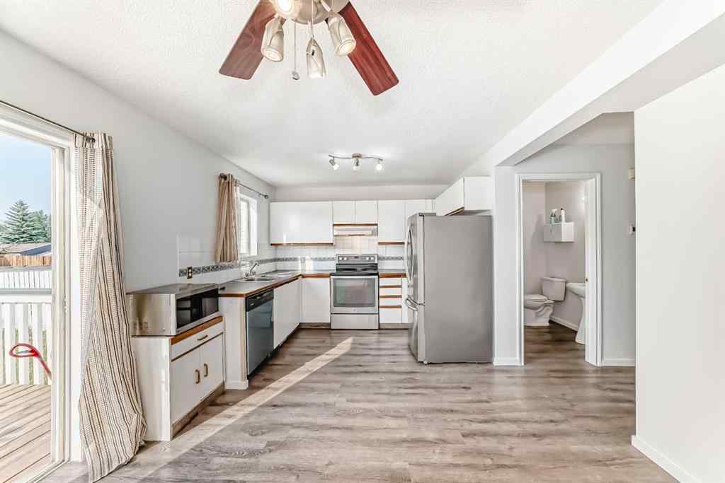 MLS® A2254933 - 5215 Martin Crossing Drive NE in Martindale Calgary, Residential