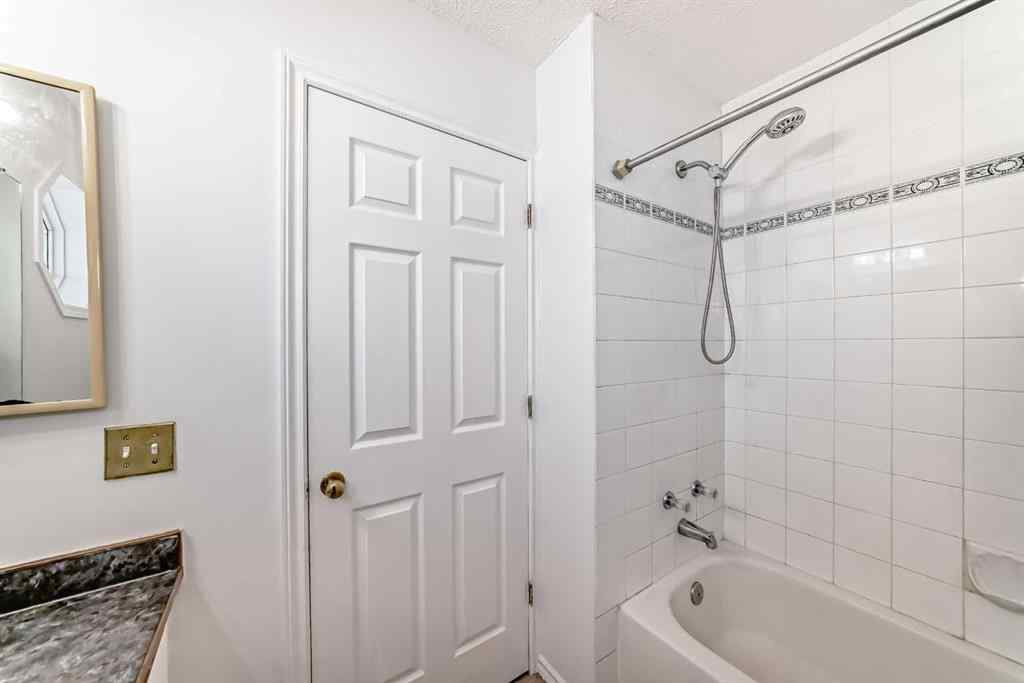 MLS® A2254933 - 5215 Martin Crossing Drive NE in Martindale Calgary, Residential
