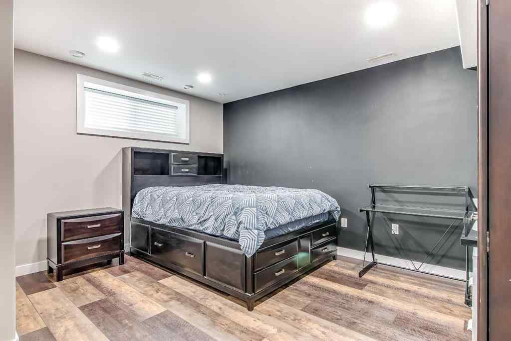 MLS® A2254935 - 48 Hamptons Crescent SE in SE Southridge Medicine Hat, Residential