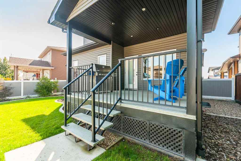 MLS® A2254935 - 48 Hamptons Crescent SE in SE Southridge Medicine Hat, Residential