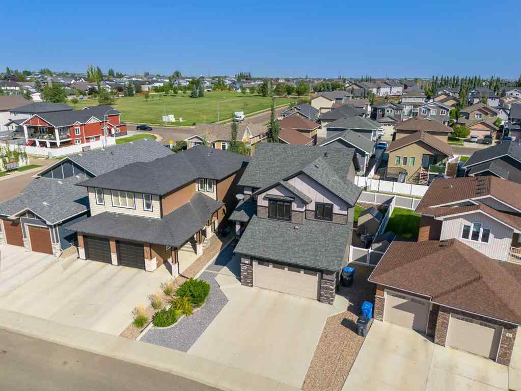 MLS® A2254935 - 48 Hamptons Crescent SE in SE Southridge Medicine Hat, Residential