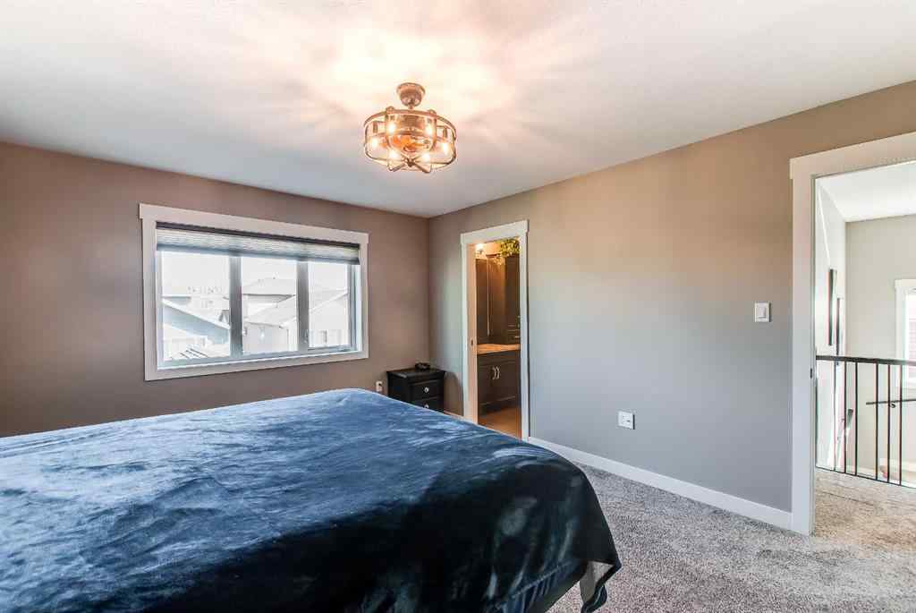 MLS® A2254935 - 48 Hamptons Crescent SE in SE Southridge Medicine Hat, Residential