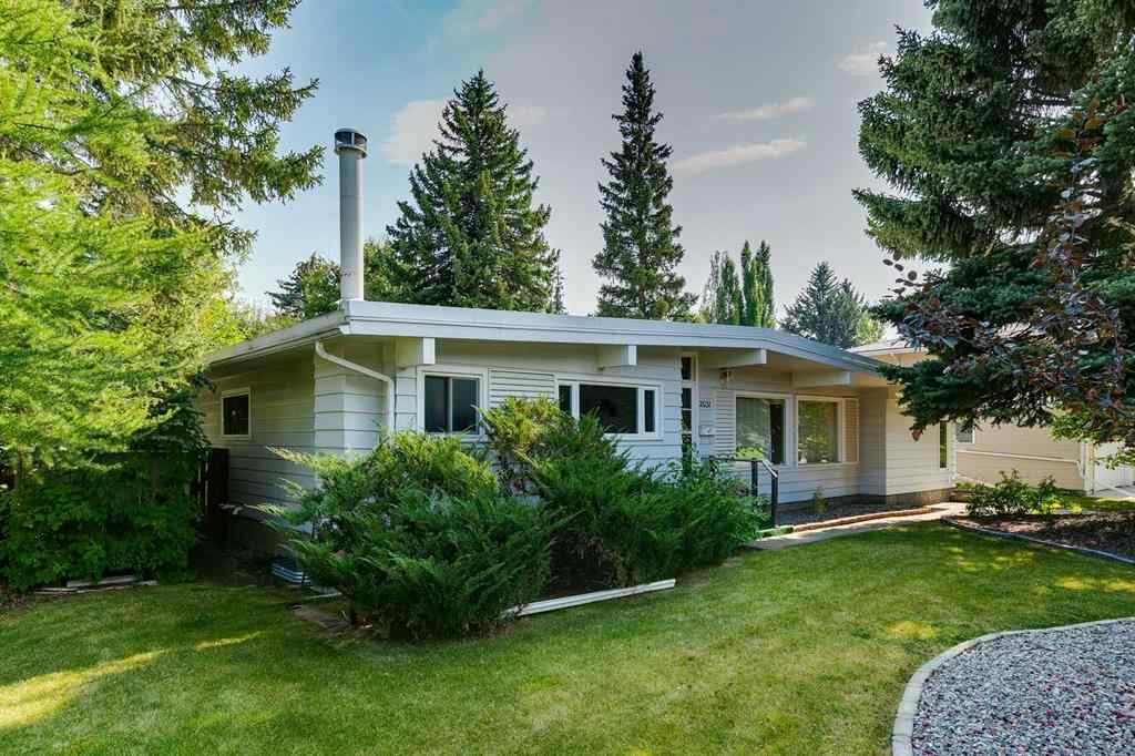 MLS® A2254936 - 2031 Palisprior Road SW in Palliser Calgary, Residential